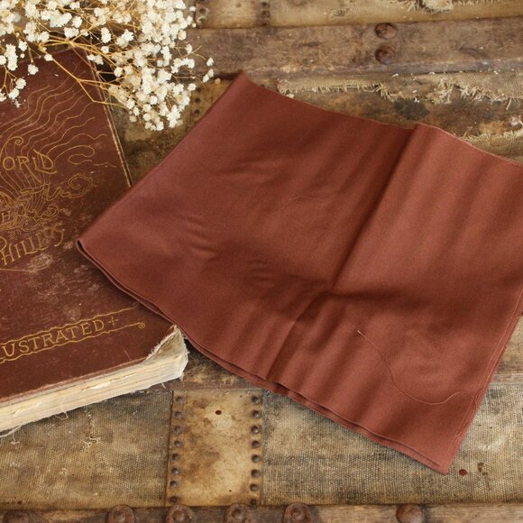 Vintage Fabric Fat Quarter, Brown Cotton Quilt Fabric Scrap, 18x22" - Picture 3 of 10